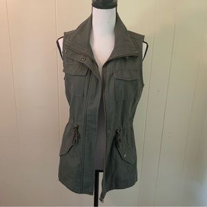 American Rag Olive Green Zipper Utility Vest Small